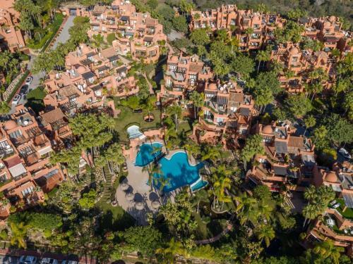 La Alzambra Peaceful Hideaway With Sea Views