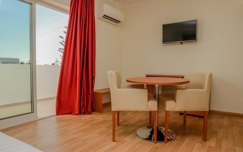 Lagoa Hotel