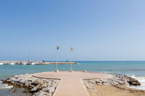 Apartamento En 1� L�nea de Playa