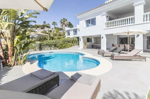 Luxury Heated Pool Villa Jacuzzi Cinema Bbq Sunset