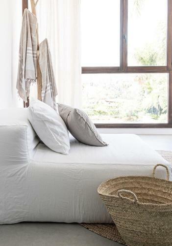 Designer Villa Luxury Cinema Pool View Nueva Andalucia