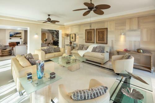 Apartamento Cubo's Luxury Beach Front Duplex Puerto Ban�s