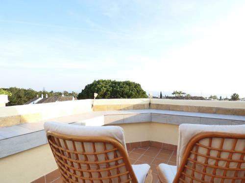 Corona de Nag�eles Townhouse - Eaw Homes