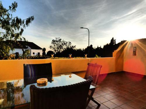 Corona de Nag�eles Townhouse - Eaw Homes