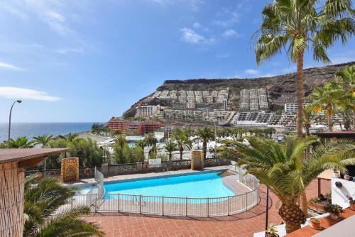 Beach Apartment In Playa Del Cura 323