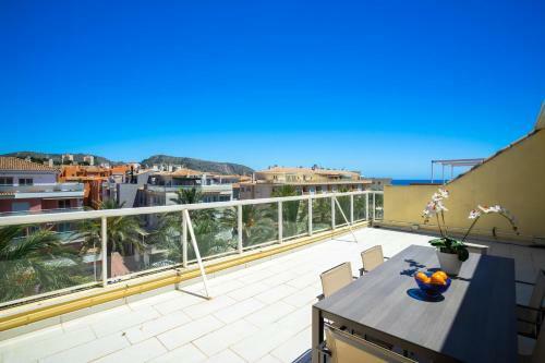 Moraira Apartment Sleeps 4 Air Con Wifi