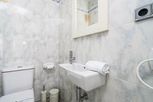 Moraira Apartment Sleeps 4 Air Con Wifi