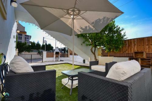 Apartamento 2 Bedroom Full Refurbished Beach Pool Detached Orihuela Costa