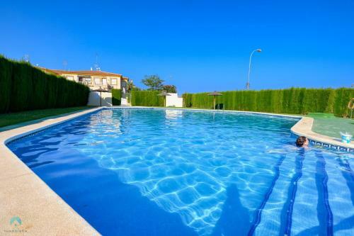 Apartamento 2 Bedroom Full Refurbished Beach Pool Detached Orihuela Costa