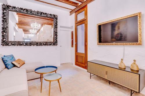 Vintage Palma Palace Apartments Ti