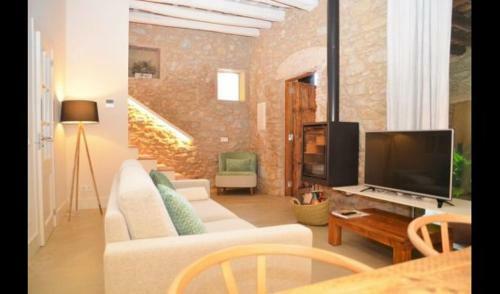 Pals Apartment Sleeps 4 With Pool And Air Con