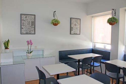 Hostal Vivacity Porto - Rooms & Apartments