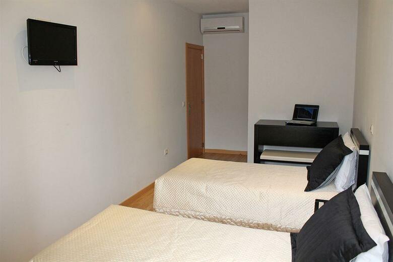 Hostal Vivacity Porto - Rooms & Apartments