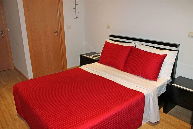 Hostal Vivacity Porto - Rooms & Apartments