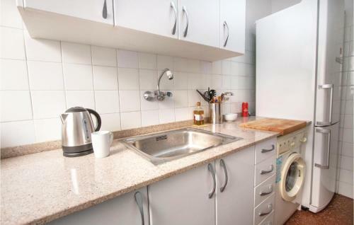 Two-bedroom Apartment In Pineda de Mar