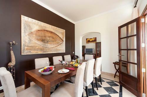 Ereza Villa Carabella