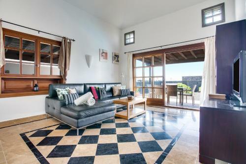 Casa Violeta