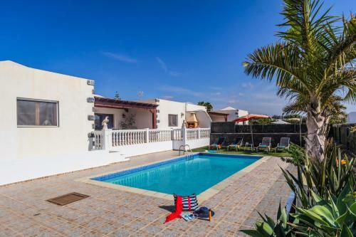 Ereza Villa Tranche Y Lomas