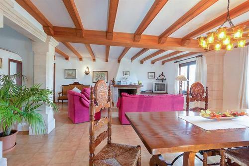 Pollenca Villa Sleeps 6 Pool Air Con Wifi T813482