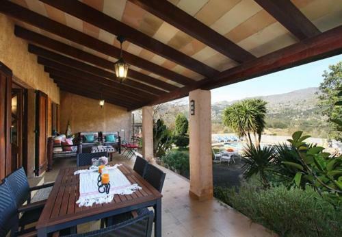 Pollenca Villa Sleeps 6 With Pool Air Con And Wifi