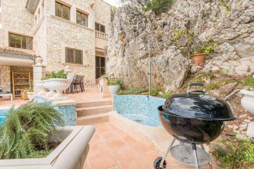 With Panoramic Views On The Sea - Villa Cala Llamp