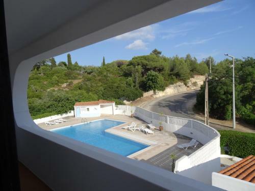Apartamento Vale De Covo
