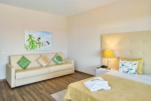 Hotel Rural Quinta Do Marco - Nature & Dining