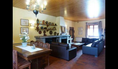 Sant Agusti de Llucanes Villa Sleeps 13 With Pool