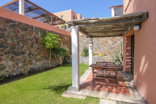 Salobre Villa, 5pax, Pool And Great Views