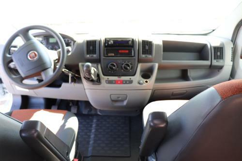 Rent Camper Motorhome, Alquiler Autocaravana
