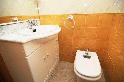 Villa Homeholidaysrentals Madison House
