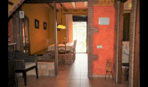 Villa In Cantallops Sleeps 6 With Pool And Air Con
