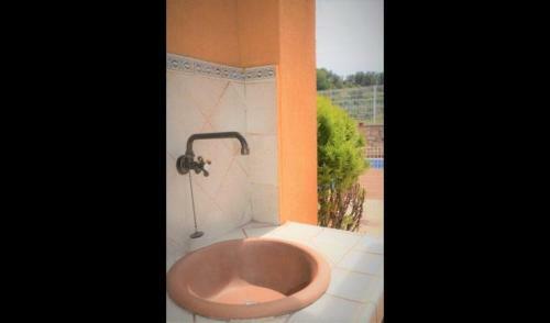 Villa In Cantallops Sleeps 6 With Pool And Air Con