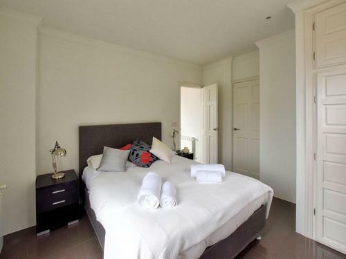 Graceful Villa In Sayalonga With Swimming Pool
