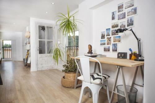 Selva Villa Sleeps 6 With Air Con And Wifi