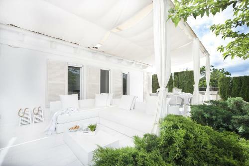 Selva Villa Sleeps 4 With Pool Air Con And Wifi