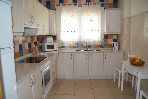 Setla Villa Sleeps 6 With Pool Air Con And Wifi