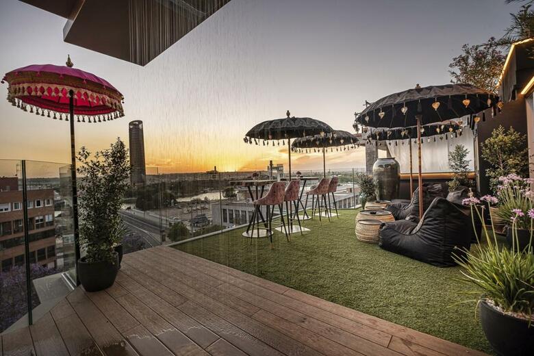 On Suites Sevilla Apartments Designed For Adults