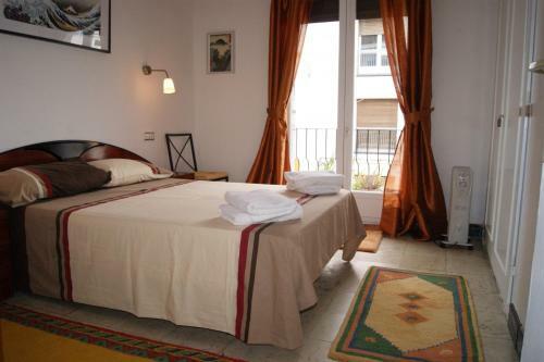 Ewan Large 2 Bed Apartment