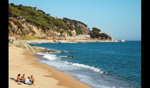 Solsona Villa Sleeps 4 With Pool