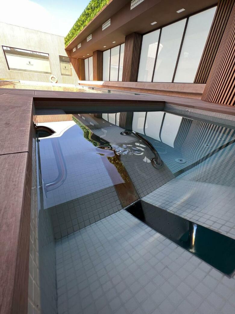 Ansares Hotel