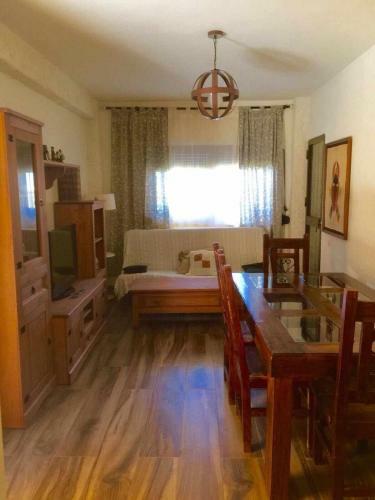 Apartamento F2 Urb Las Ca�as I