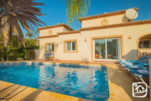 Abahana Villas Maria Angeles