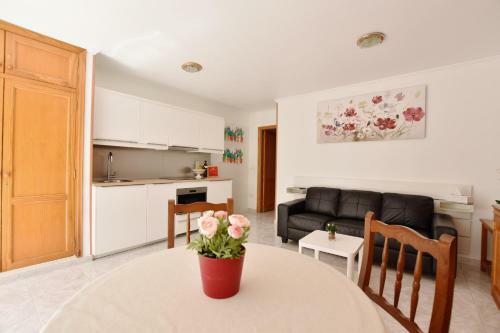 Apartamento Colina Del Sol Lanzarote Pool With Sea View