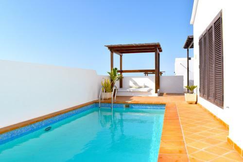 Villa Princesa D�cil Piscina Climatizada Y Bbq