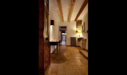 Tiurana Villa Sleeps 20 With Pool And Air Con