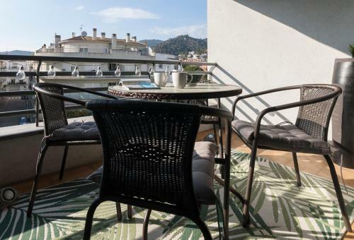 Lets Holidays Apartment Commercial Area
