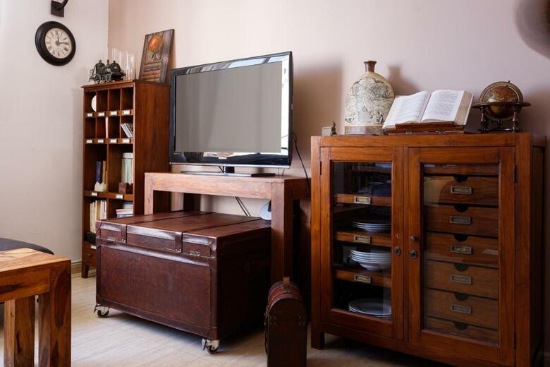 Villa Lets Holidays Big Terrace House With Parking