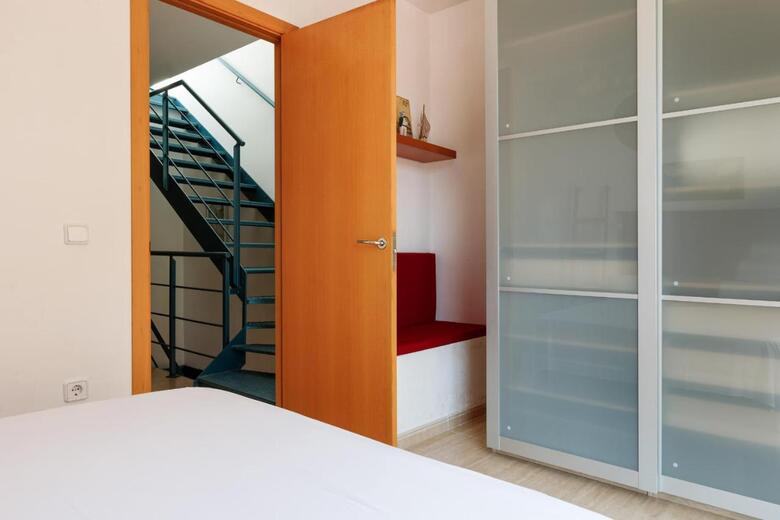 Villa Lets Holidays Big Terrace House With Parking