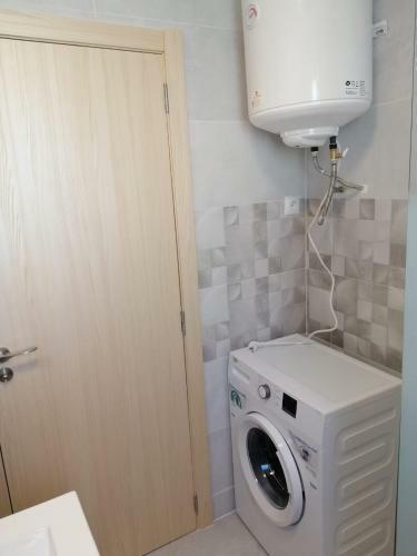 Apartament Cid Close To Metro And Park
